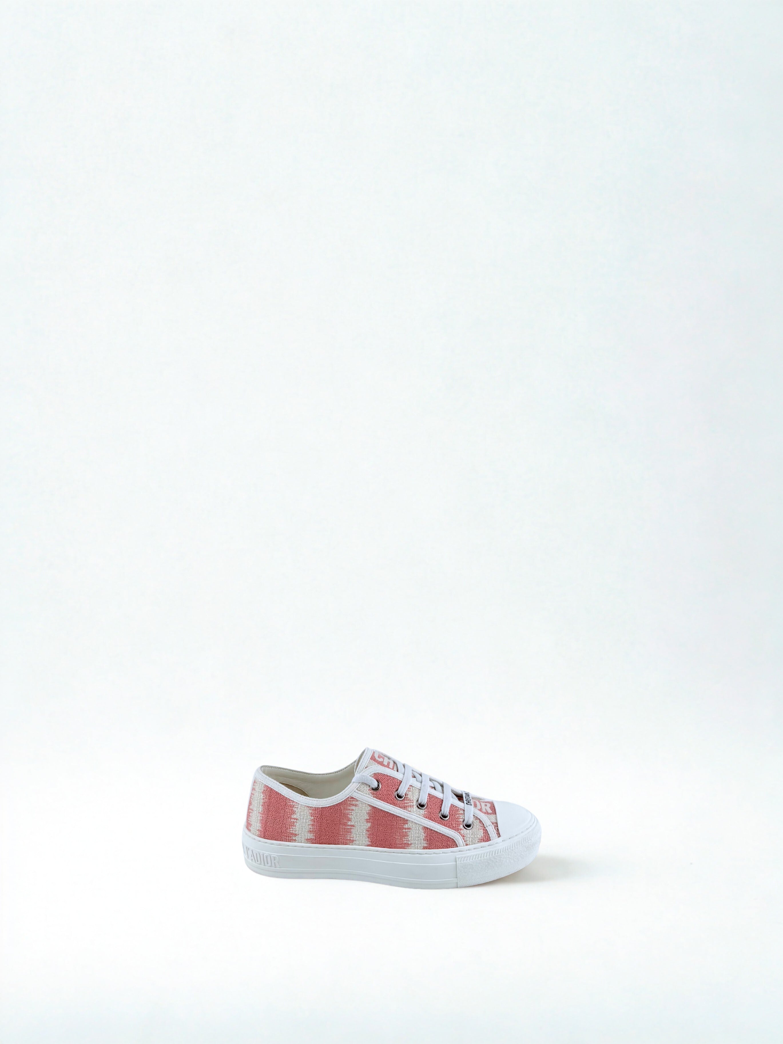 Dior Walkn Rose et Beige Taille 37,5