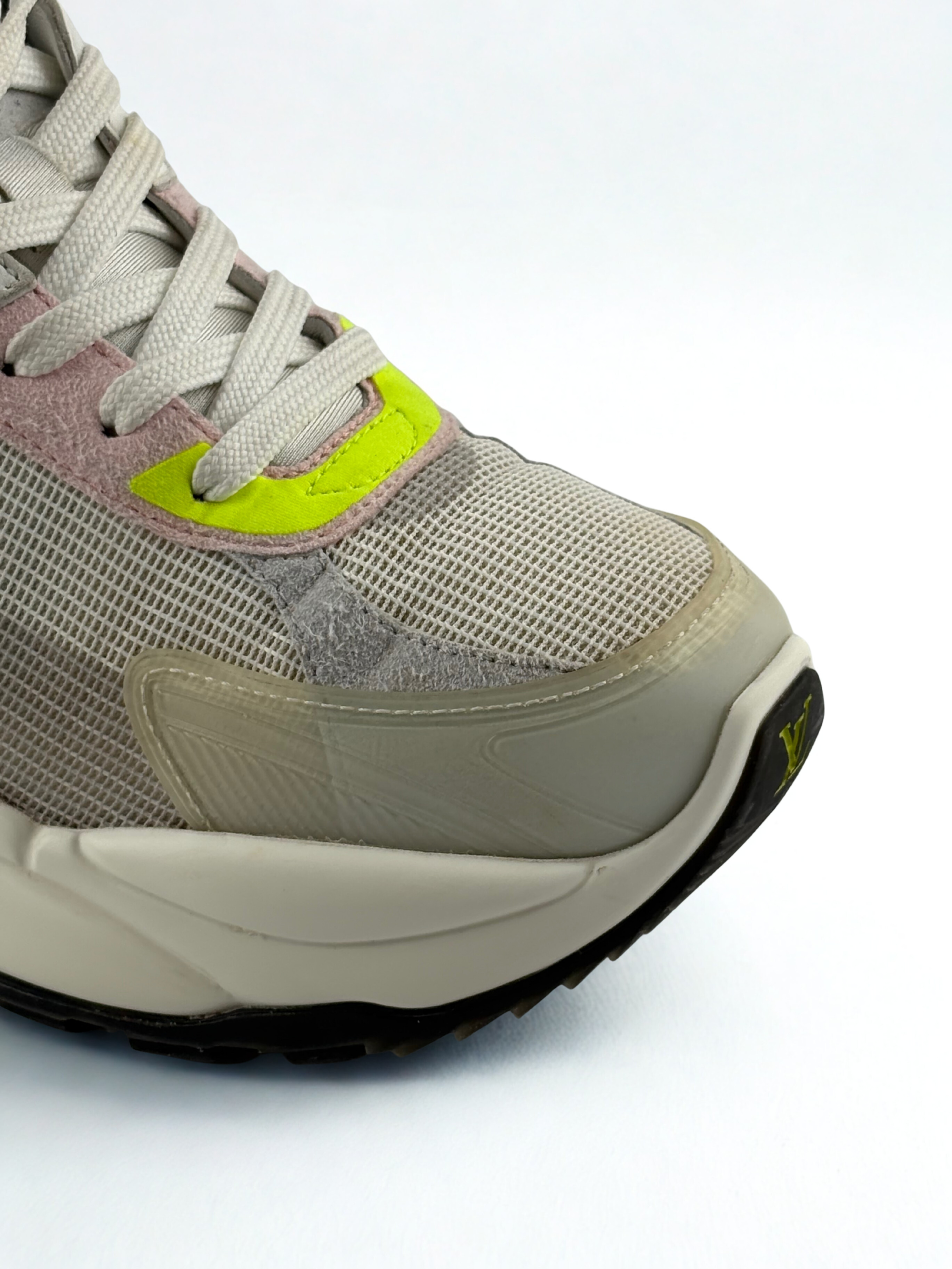 Louis Vuitton Run 55 Rose et Jaune Fluo Taille 38
