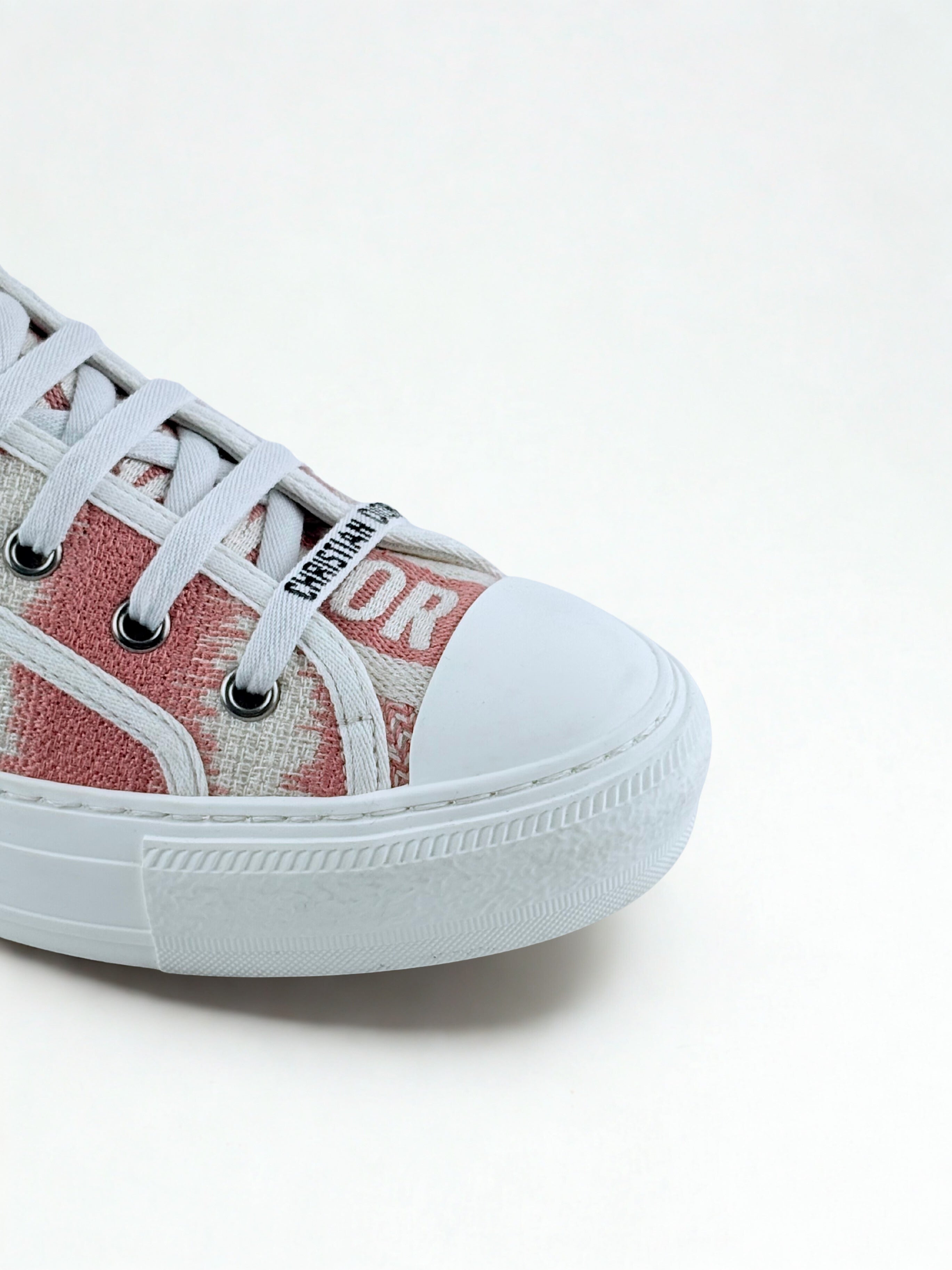 Dior Walkn Rose et Beige Taille 37,5