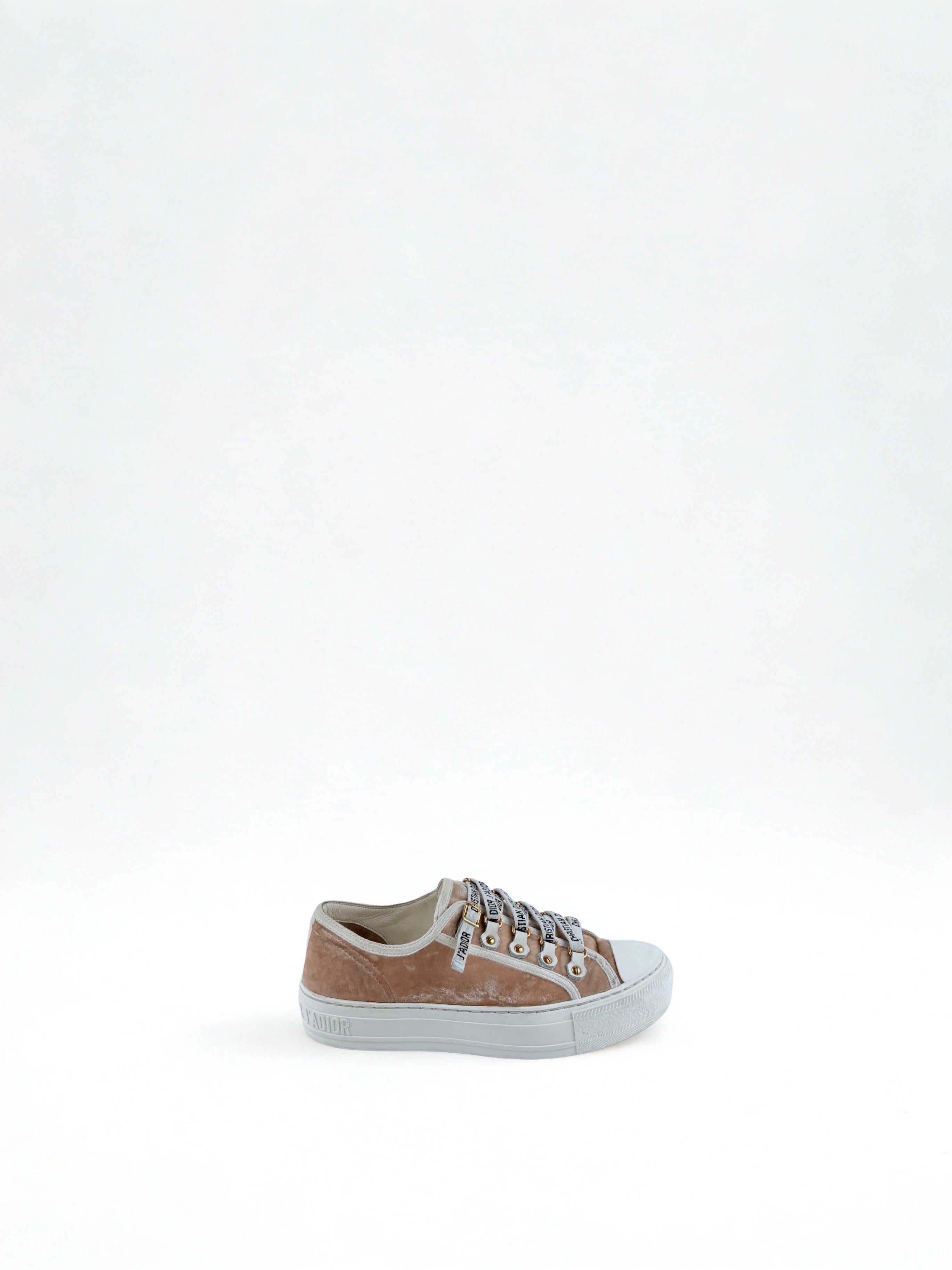 Dior Walkn Rose et Blanche Taille 35