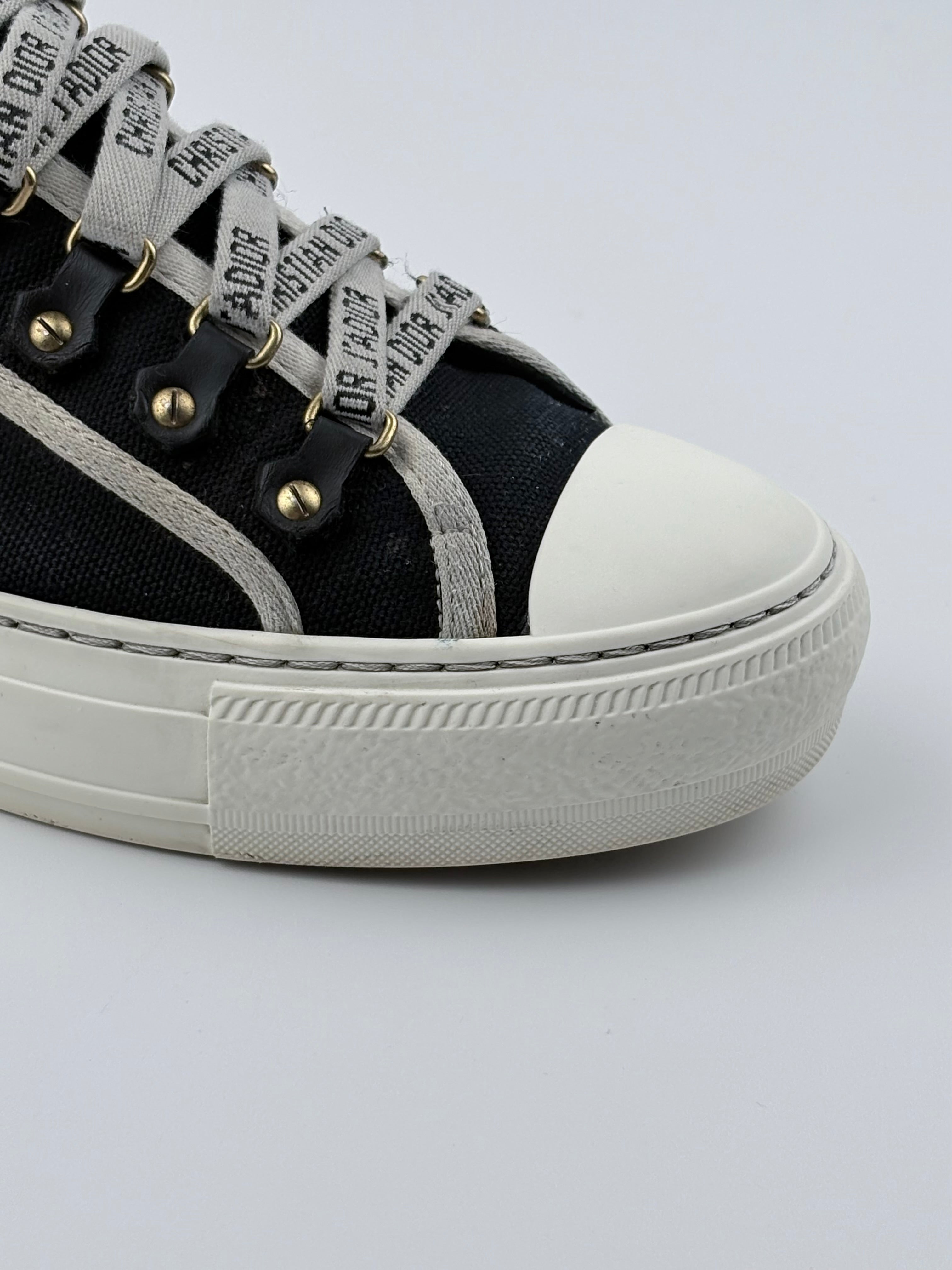 Dior Walkn Blanche Taille 38,5