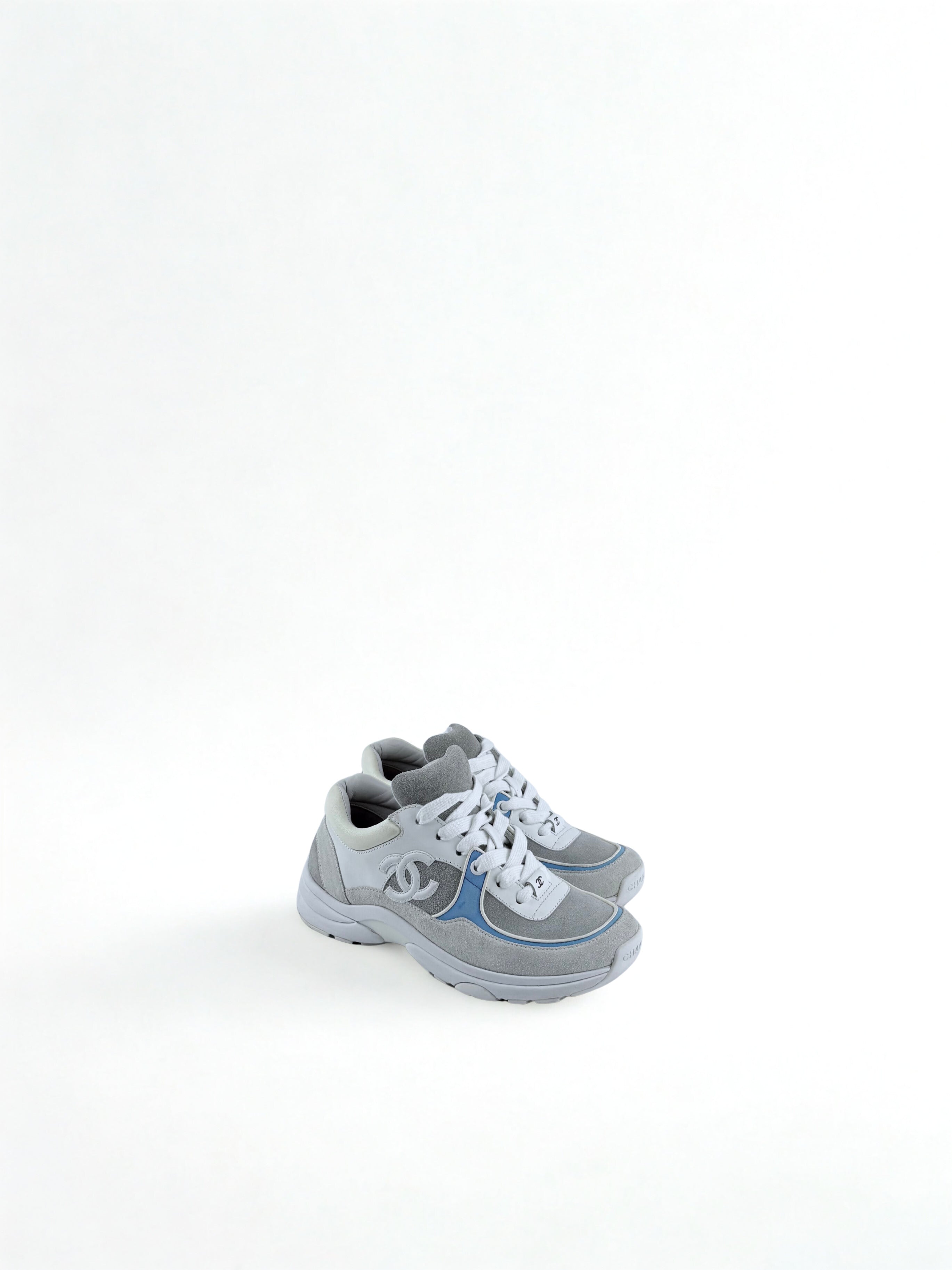 Chaussure Chanel Runner Bleu et Blanche Taille 35