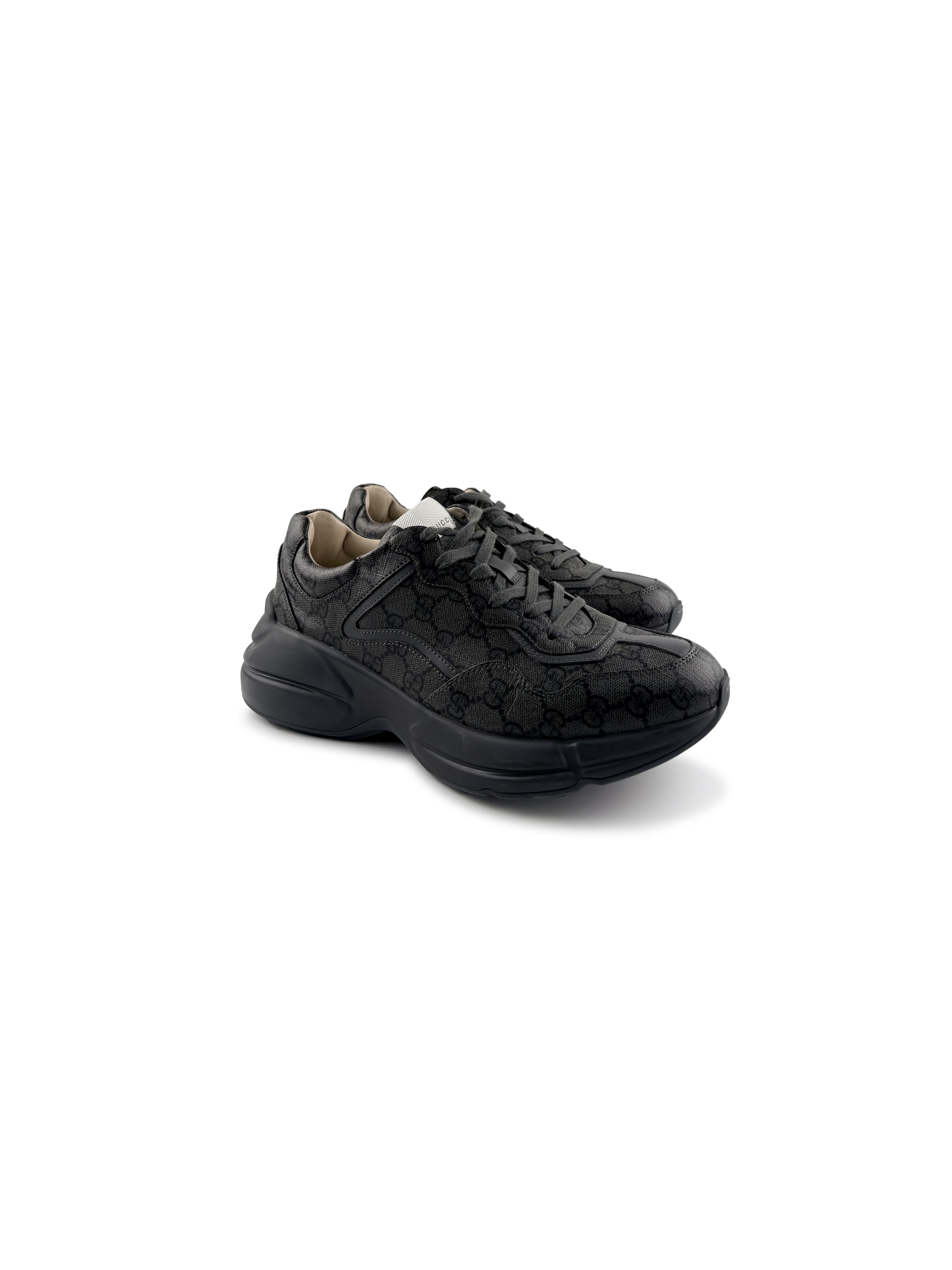 Gucci Grey Monogramme Grise et Noir Taille 43,5