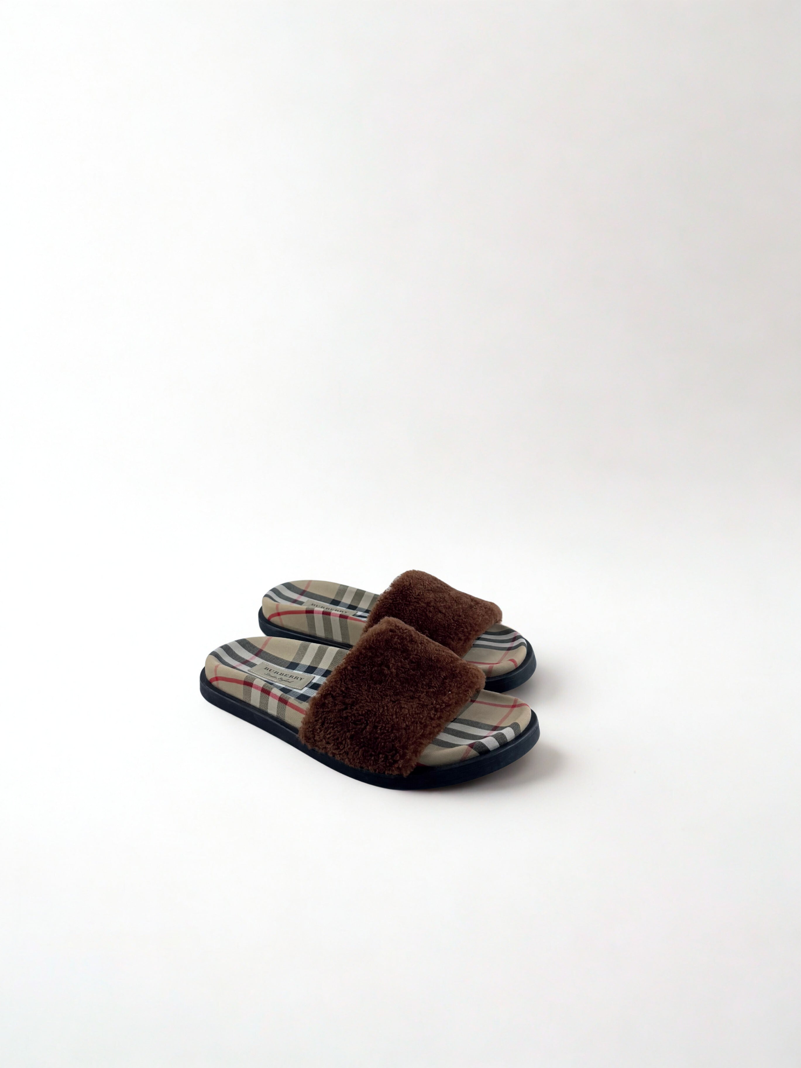 Burberry Sliper Marron et Beige Burberry Check Taille 38