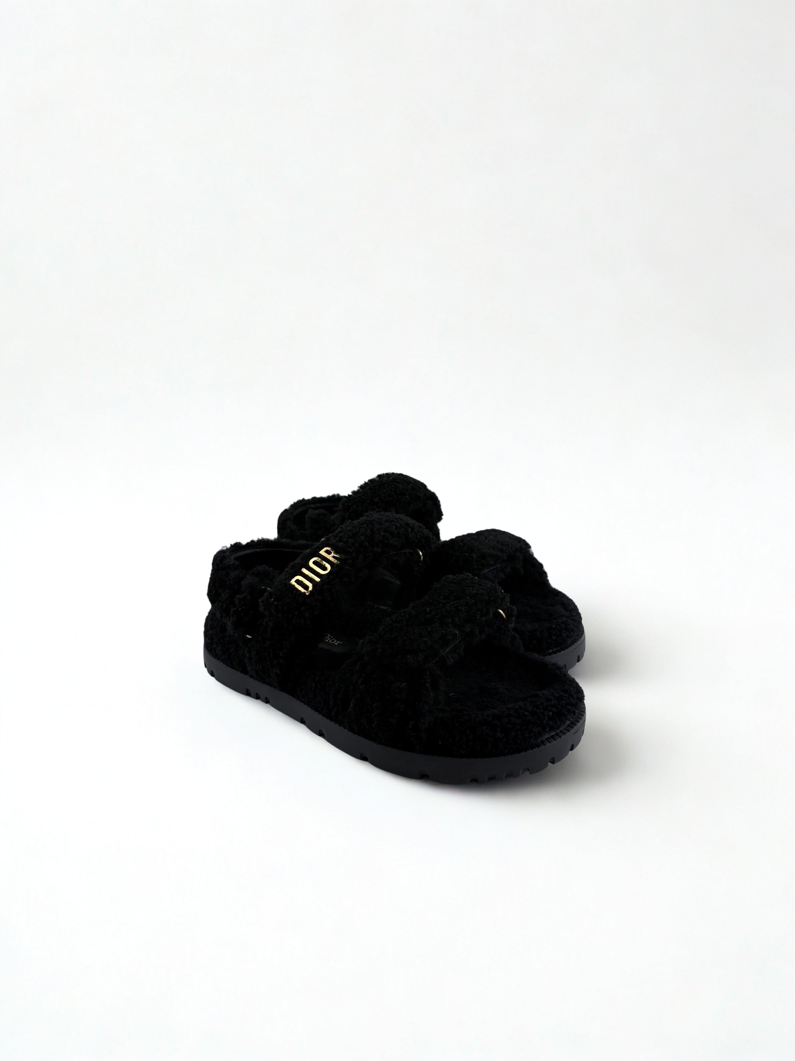 Sandale Dior Act Noir en Fourrure Taille 37