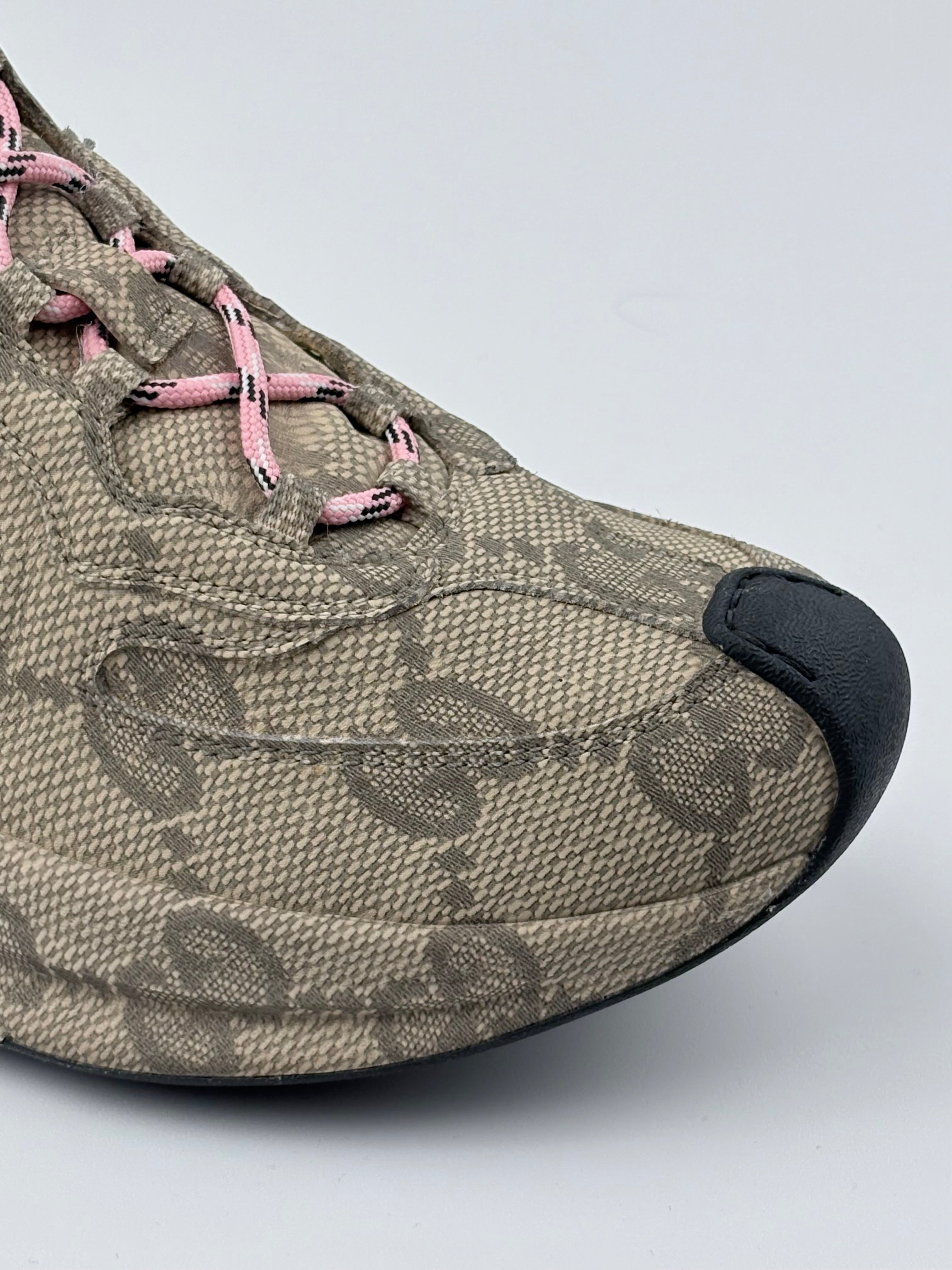 Gucci Run Beige Et Rose Toile GG Canvas Taille 38