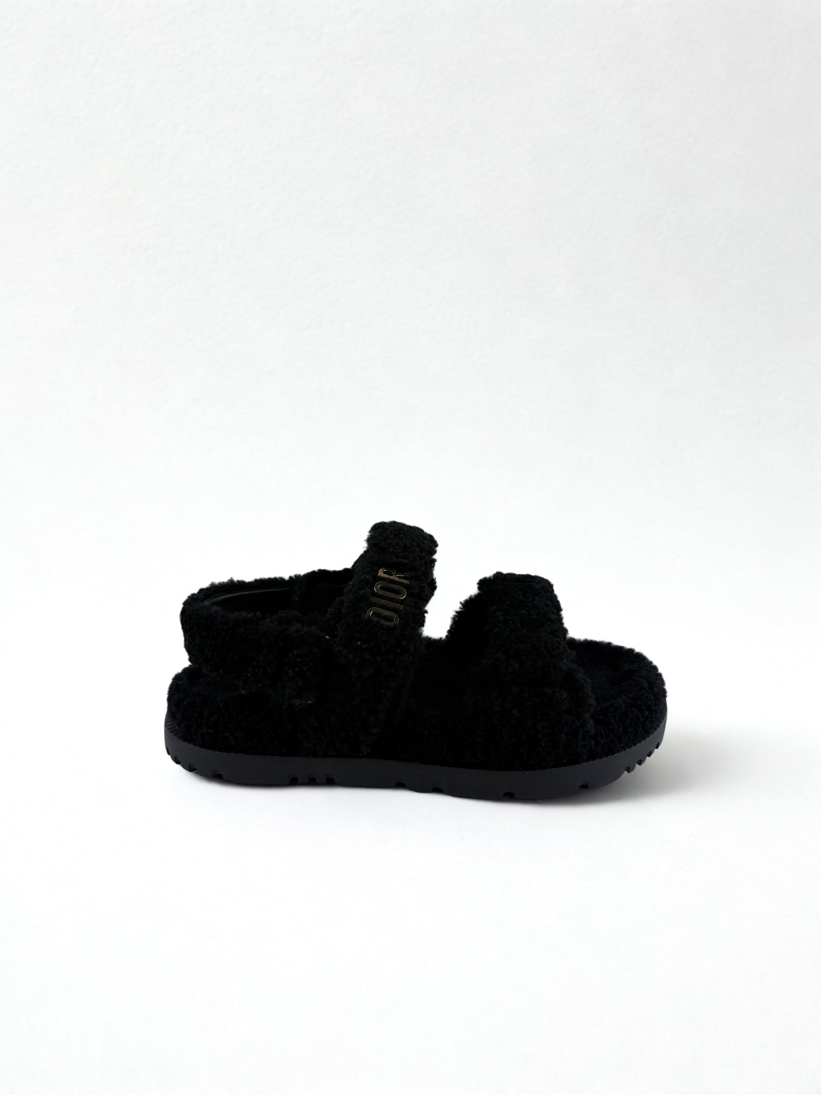 Sandale Dior Act Noir en Fourrure Taille 37