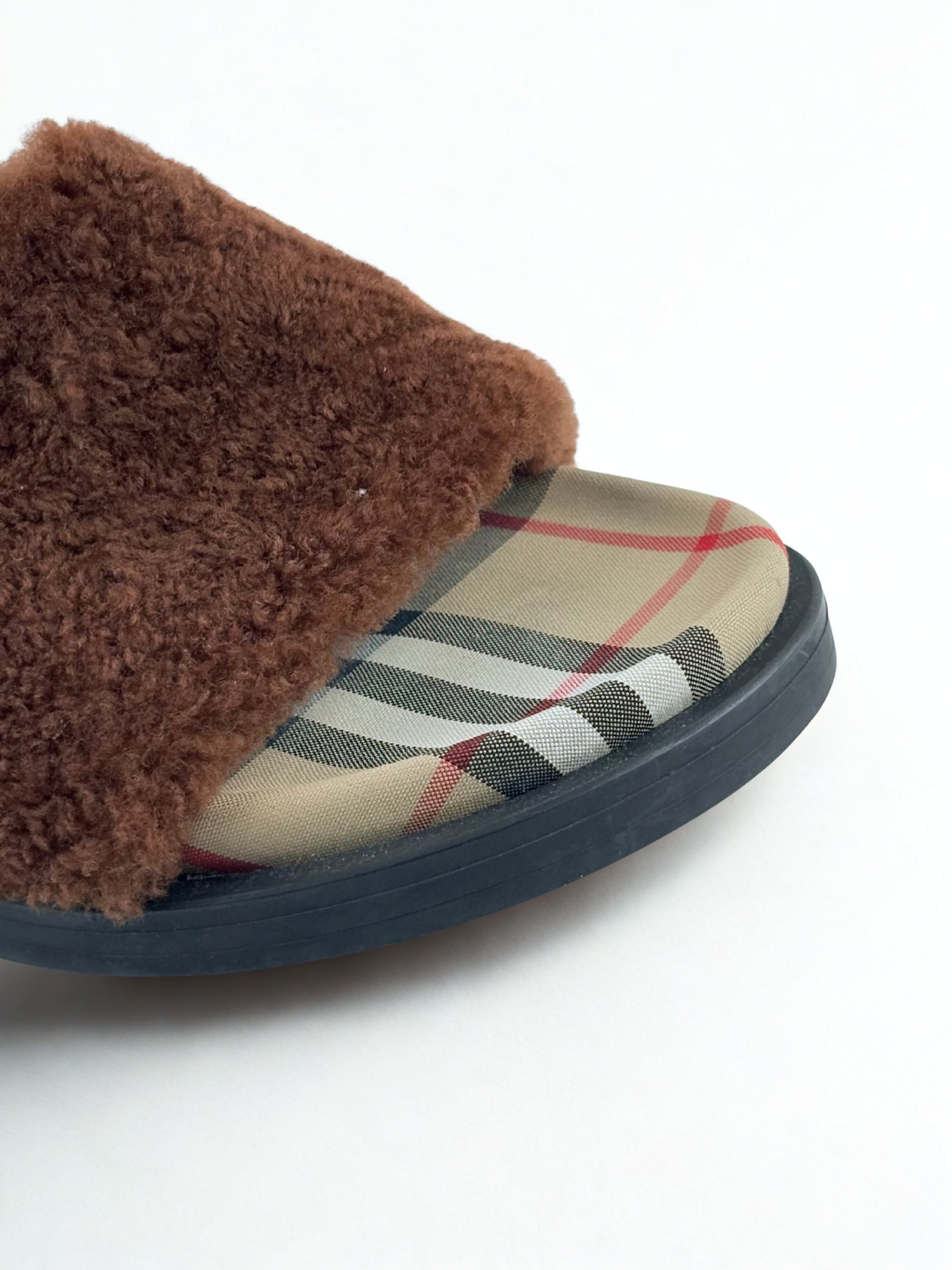 Burberry Sliper Marron et Beige Burberry Check Taille 38