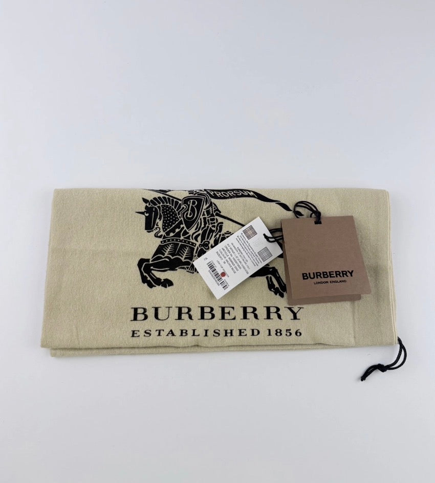 Chaussure Burberry Arthur Noir et Rouge Motif Burberry Check Taille 36