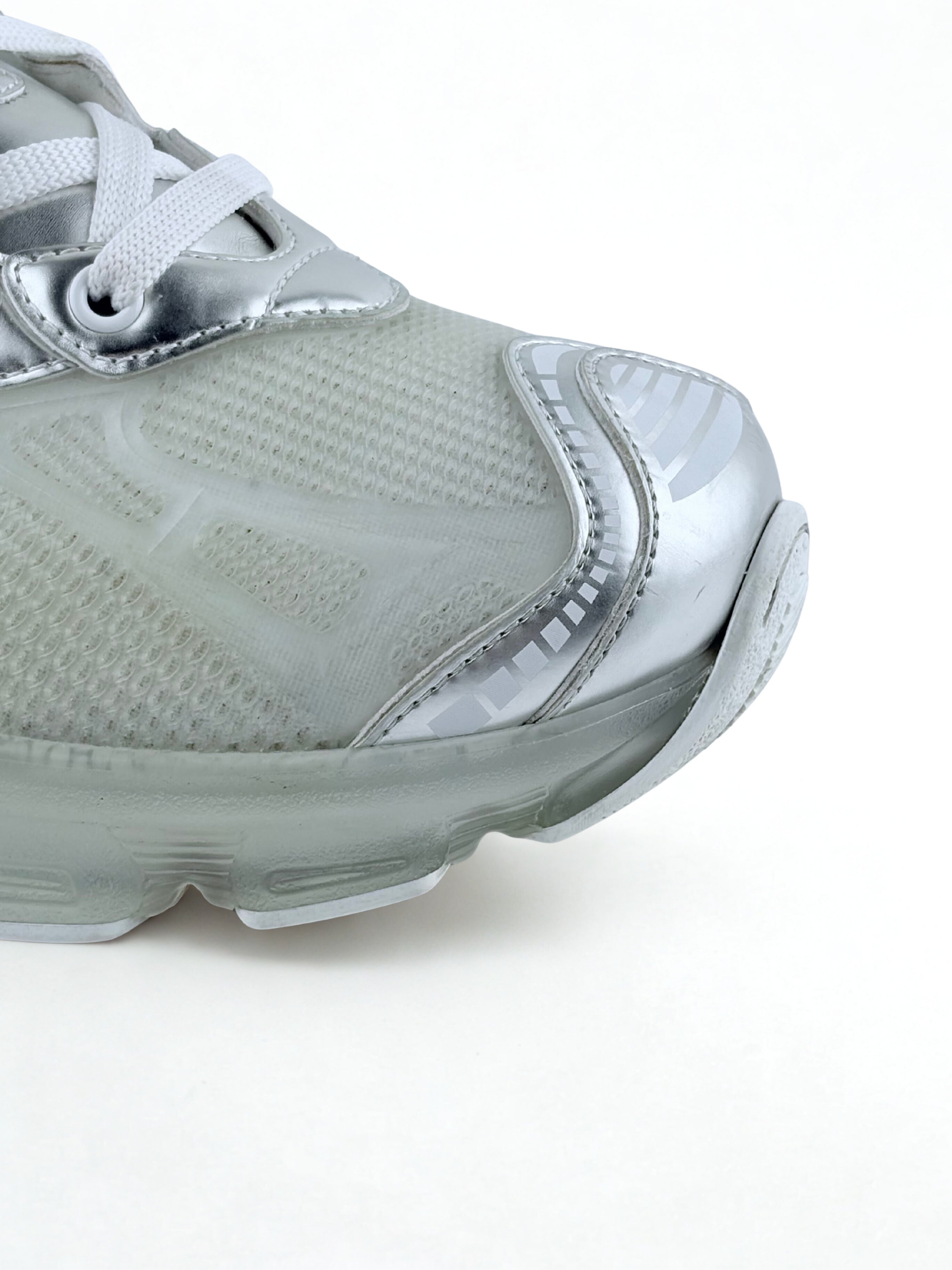 Sneakers Dior Vibe Argenté et Transparente Taille 40