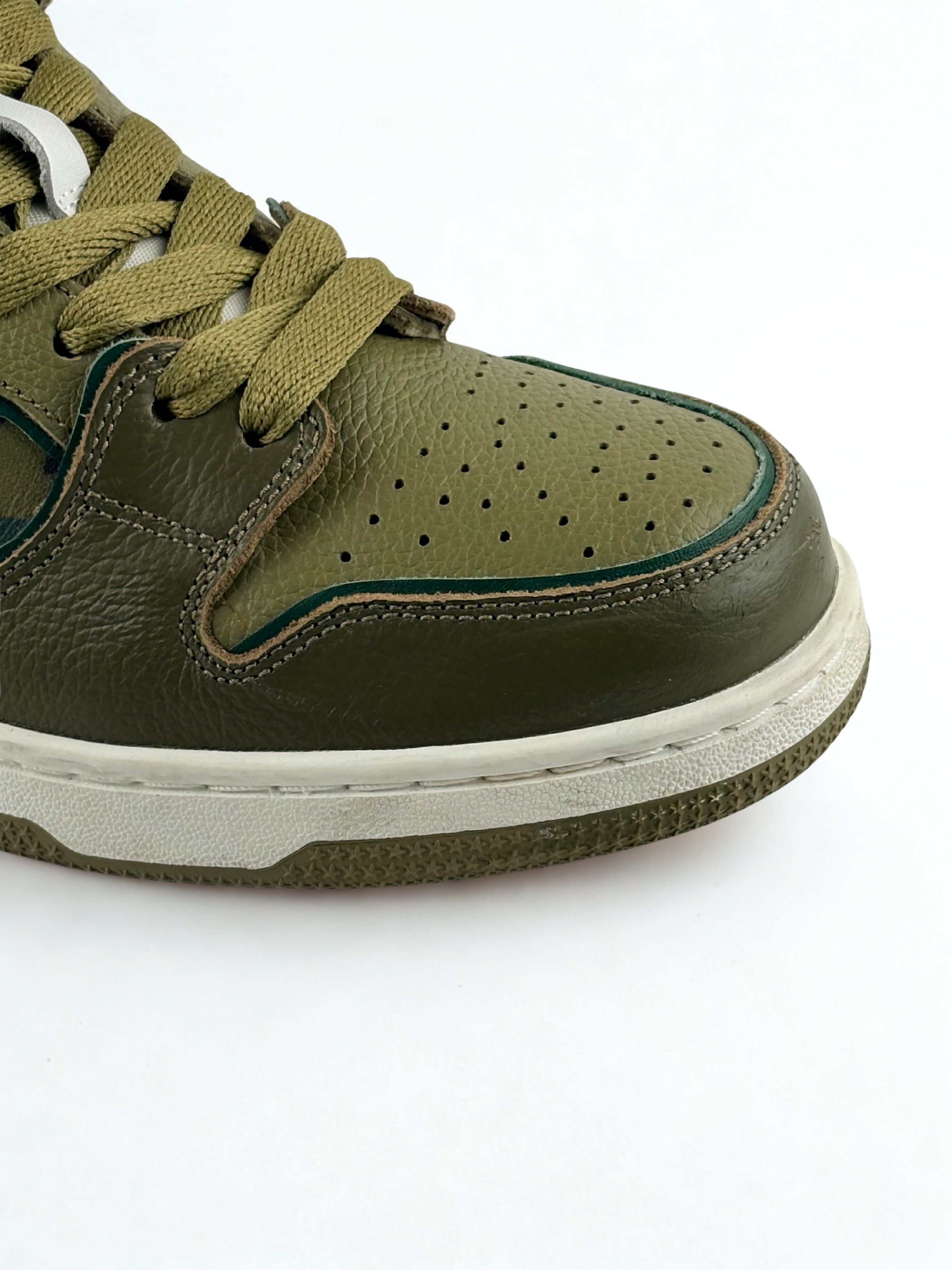 Chaussure Skepta 93 Olive Green Taille 40