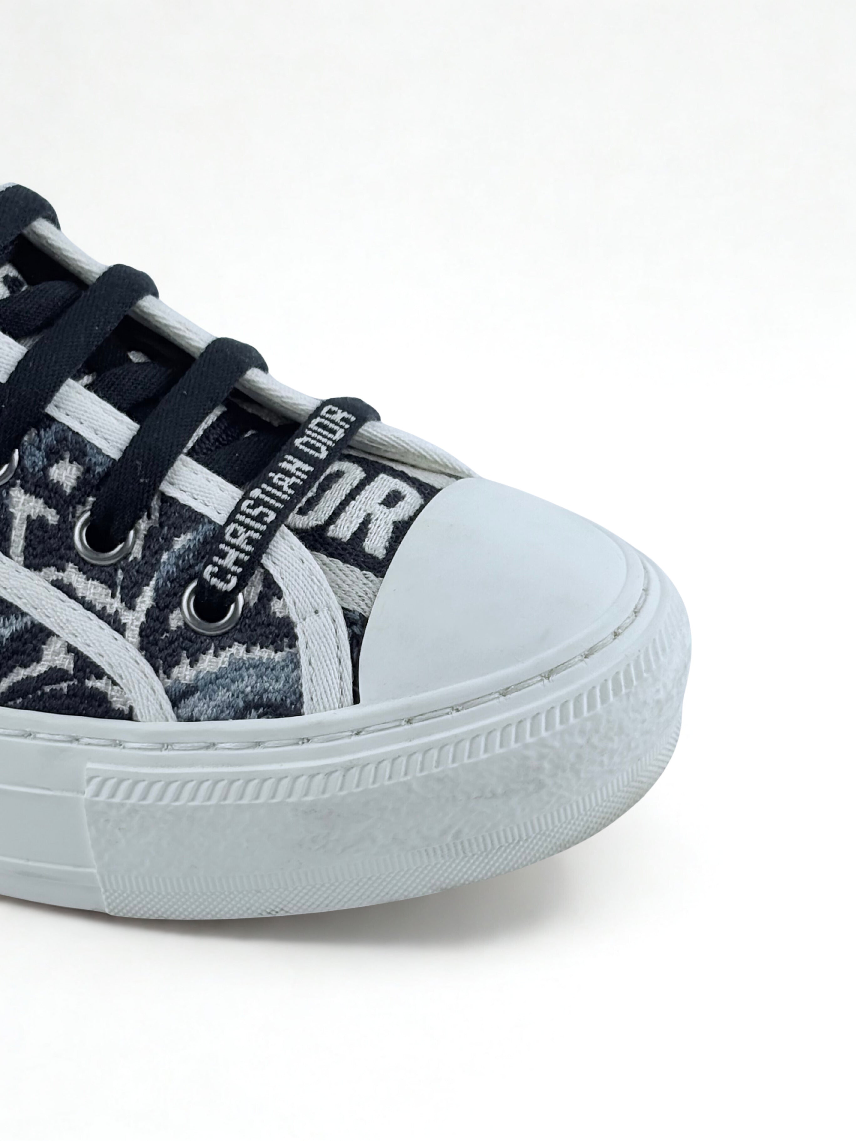 Dior Walkn Bleu et Blanche Taille 37,5