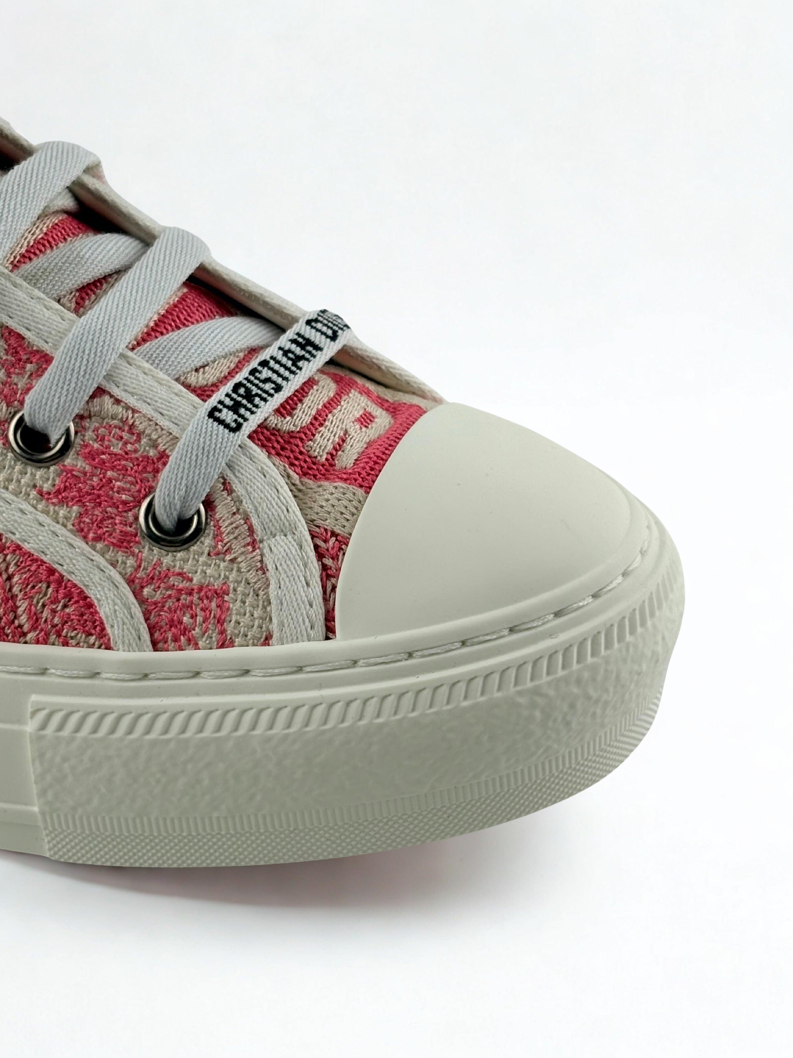 Dior Walk N Rose Et Blanche Taille 38,5