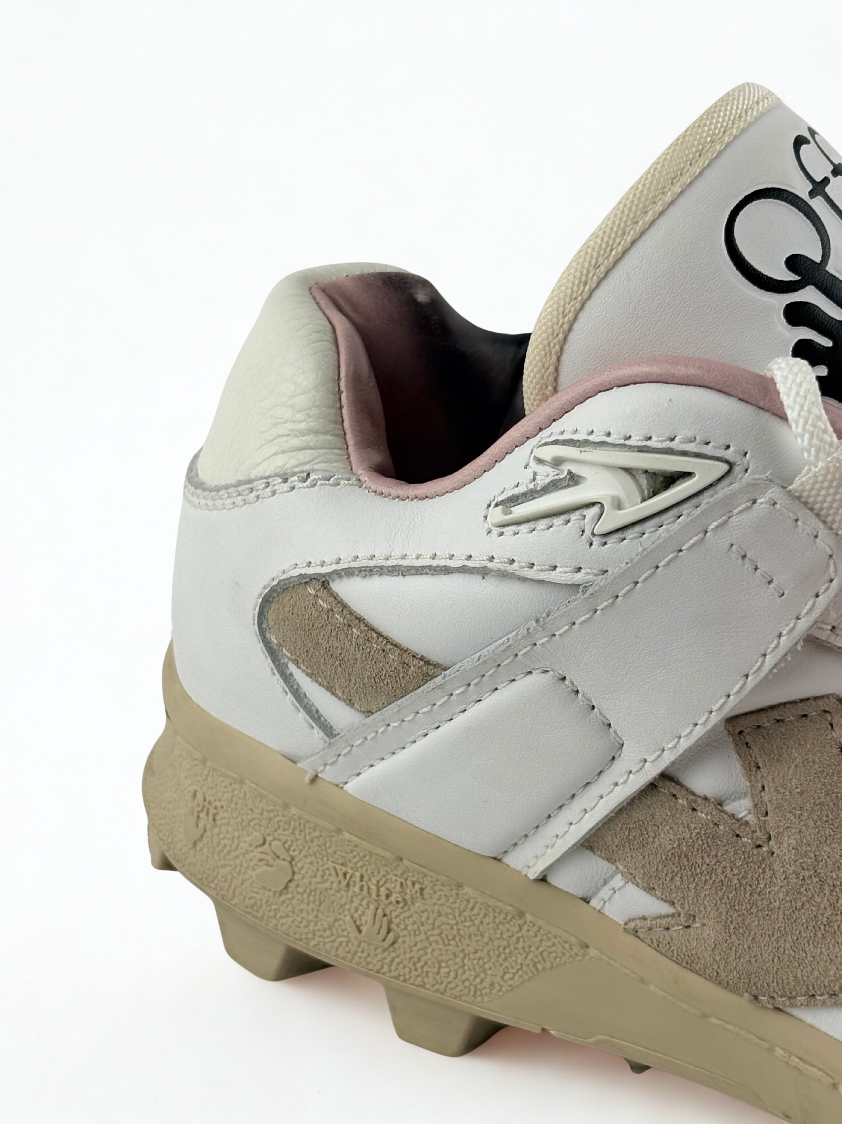 Sneakers Off-White Moutains Rose et Blanche Taille 40
