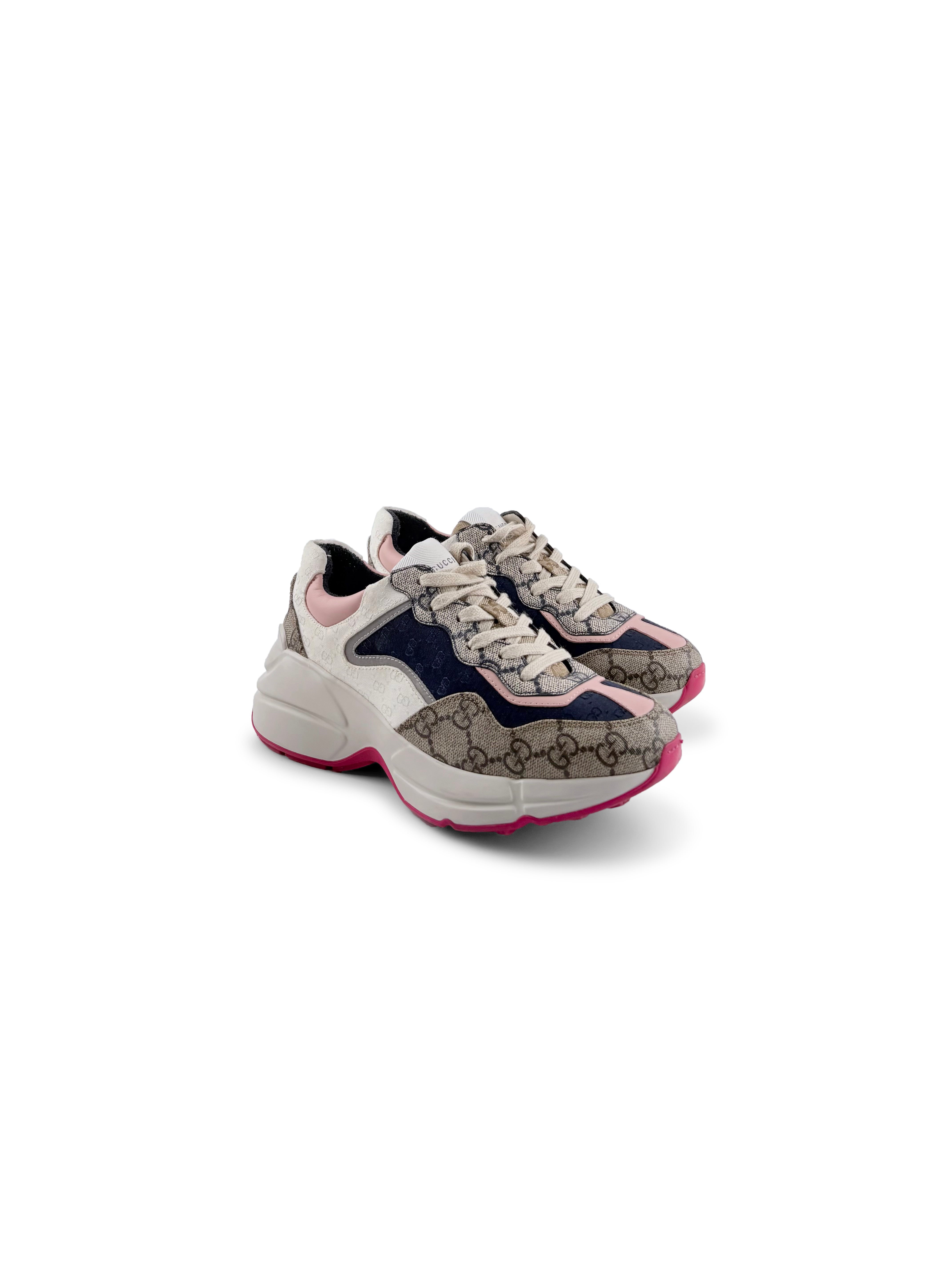 Sneakers Gucci Rhyton Rose et Blanche Toile GG Canvas Taille 35,5