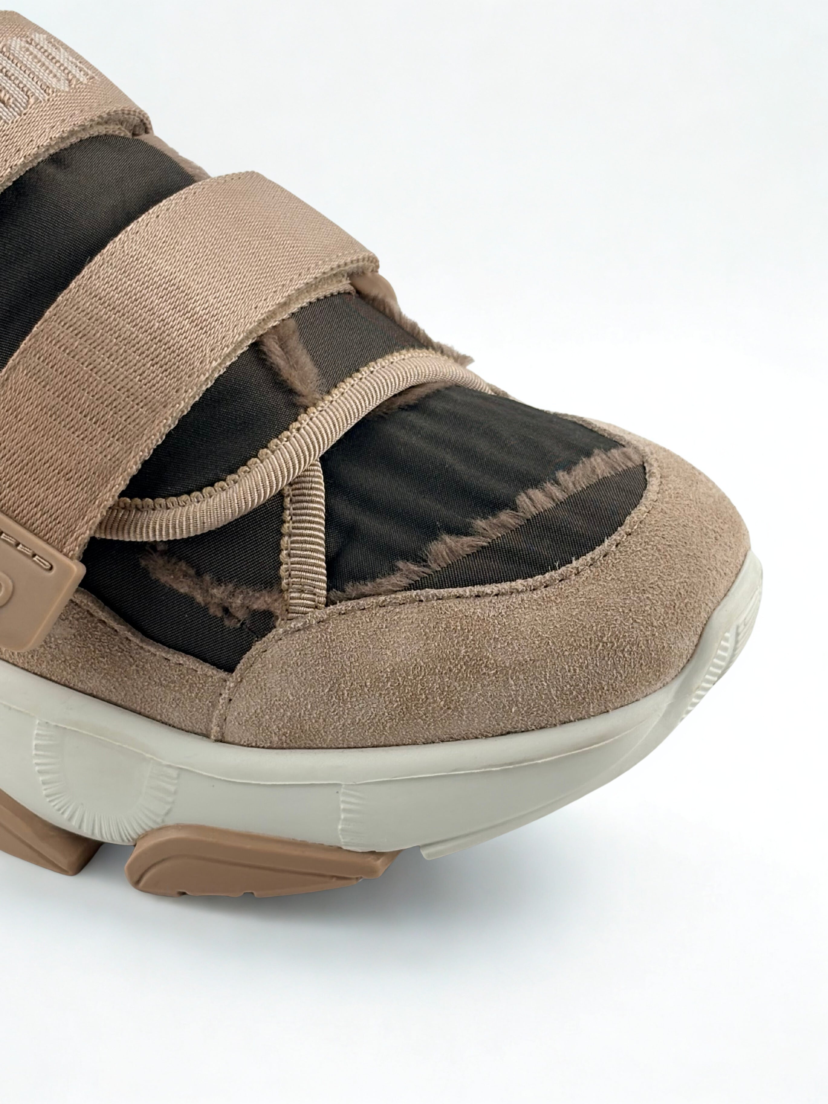 Dior D-Wander Beige et Blanche Taille 38,5