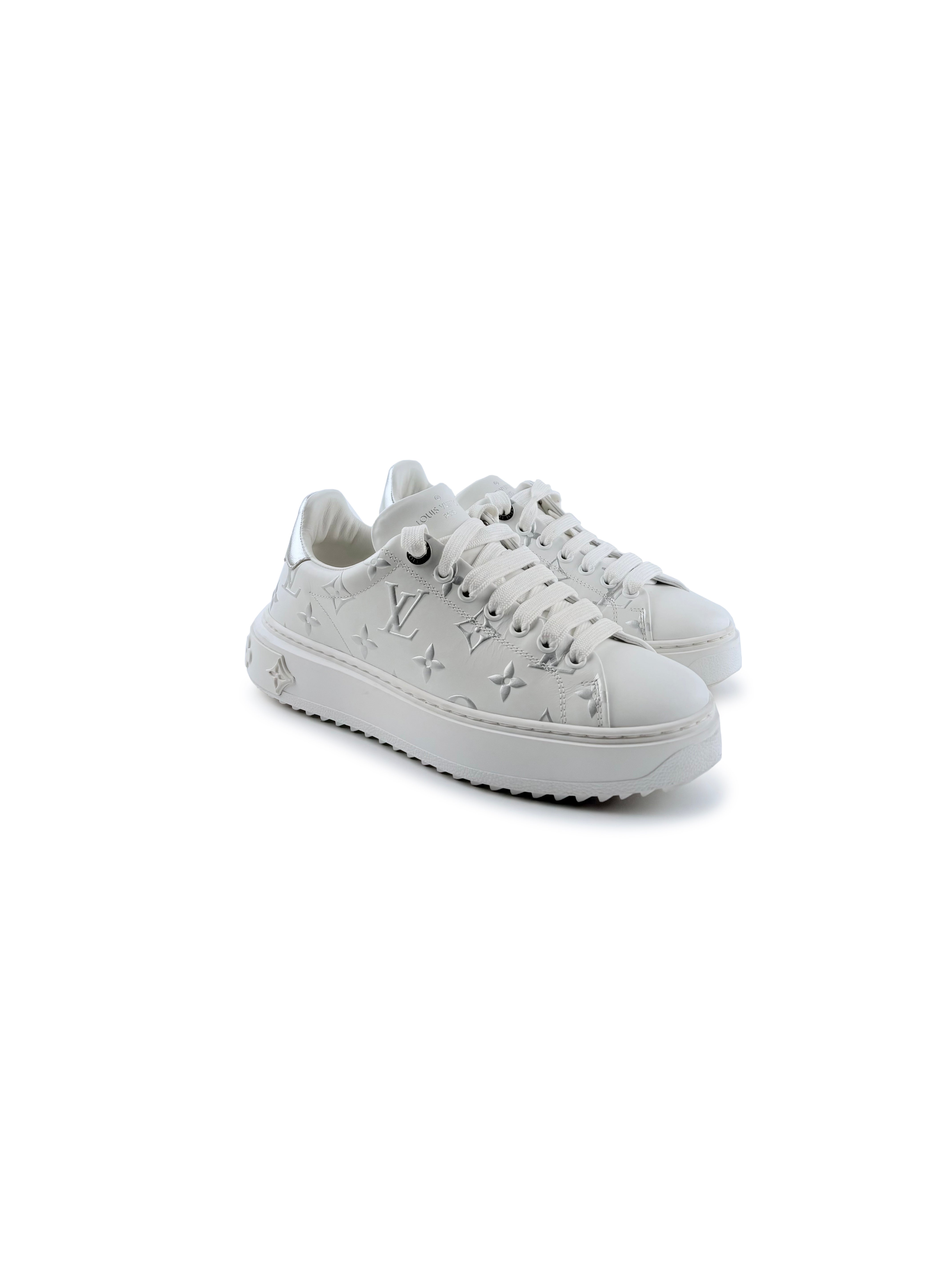 Sneakers Louis Vuitton Time Out Blanc et argenté Taille 37